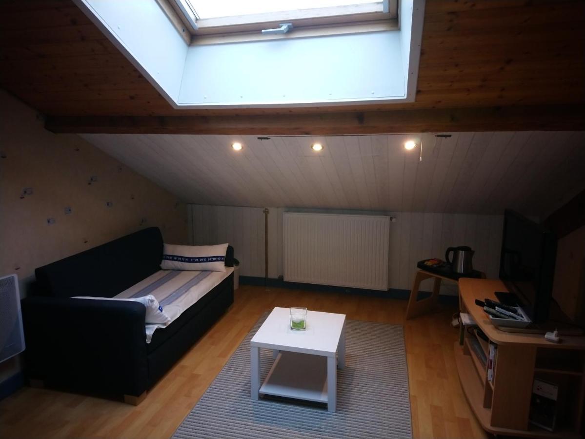 Les Aubretias Bed & Breakfast Fenay ภายนอก รูปภาพ